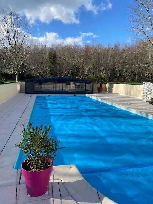 Gite Cornouaille Piscine Ou Jacuzzi Saint-Evarzec Holiday home