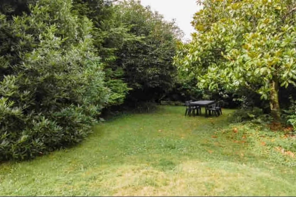 Holiday home Gite Cornouaille Piscine Ou Jacuzzi Saint-Evarzec France