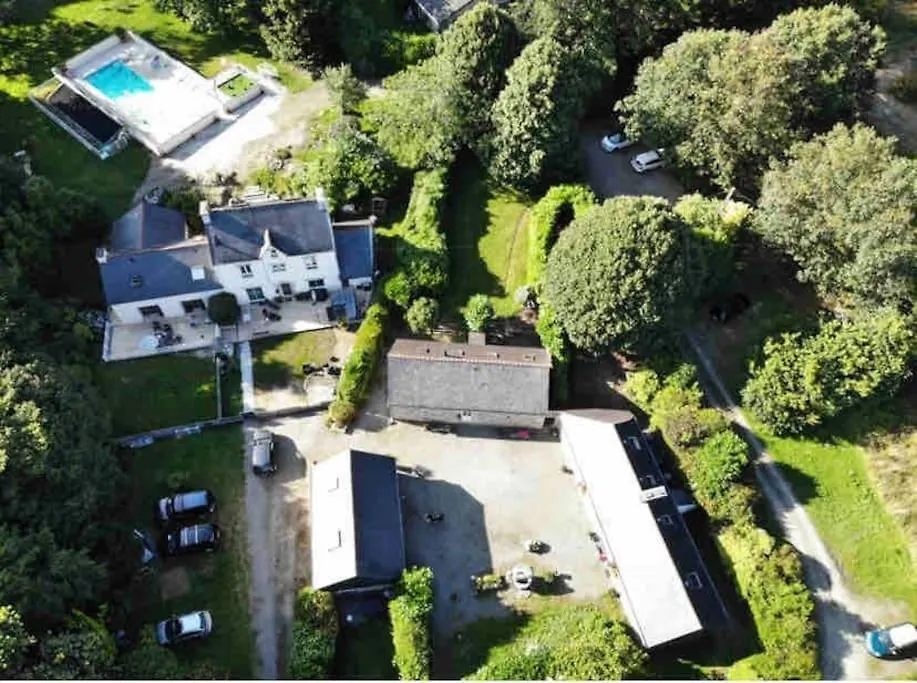 Gite Cornouaille Piscine Ou Jacuzzi Saint-Evarzec 0*,